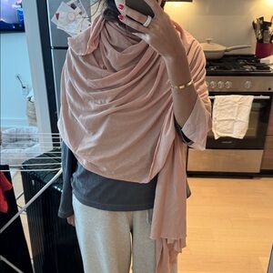 American Vintage cotton travel wrap